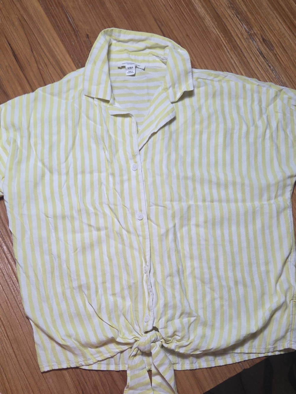 Light Yellow Striped Tie-Front Shirt - Unbranded